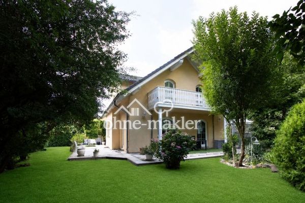 Casa unifamiliar de elegancia atemporal con tecnología de última generación - Lichtenrade