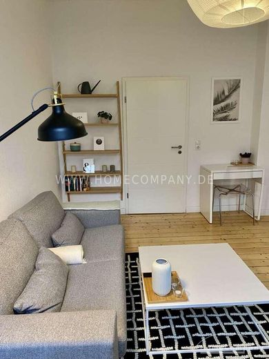 Schöne, neu eingerichtete 2 Zi.-Wohnung, 2. OG. – 8d185df30fd34c36a3498be32468a68893b259a2.jpg