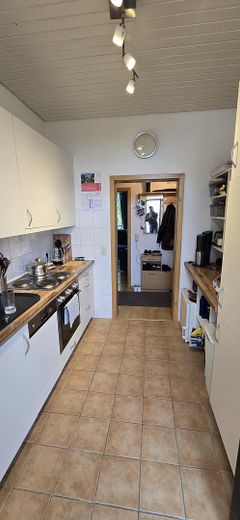 Helle 3-Zimmer-Wohnung in Untertürkheim mit Wohlfühlcharakter – Küche