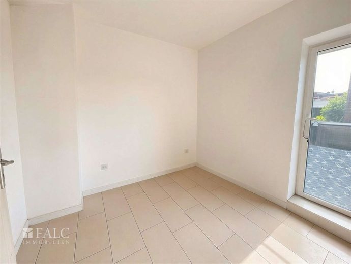 6 Einheiten. Voll vermietet. Kapitalanlage in Nortorf. – Wohnung 3 Küche  Bild 2 (Raum digital leergeräumt)