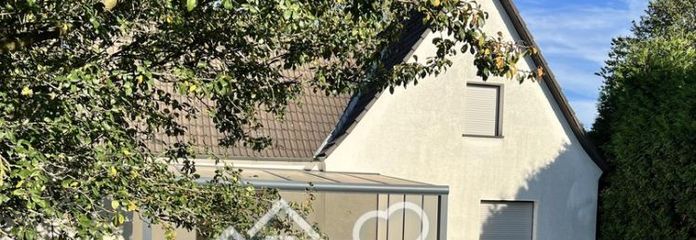 Gemoderniseerde eengezinswoning te huur: modern woongenot voor het hele gezin met een XL-tuin in Bochum-Harpen!