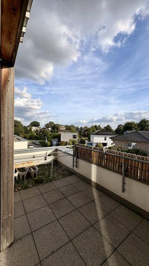 Wymarzone mieszkanie 2 ½-pokojowe z południowo-zachodnim tarasem na dachu w zielonym Schermbeck – Dachterrasse Blick Süd
