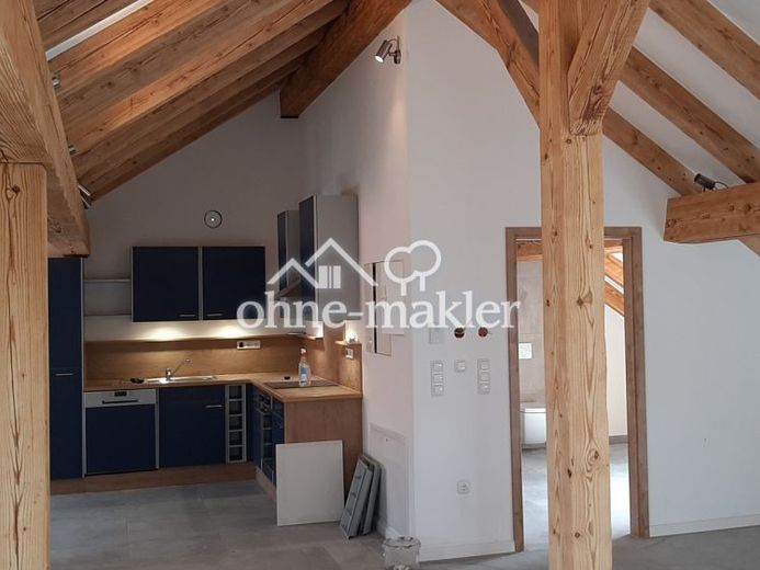 Dachwohnung – Foto 1