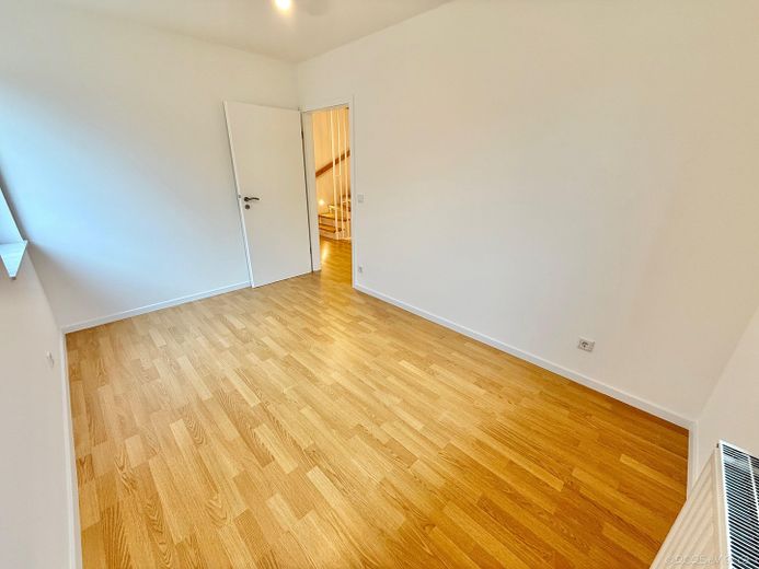 OG - Schlafzimmer I