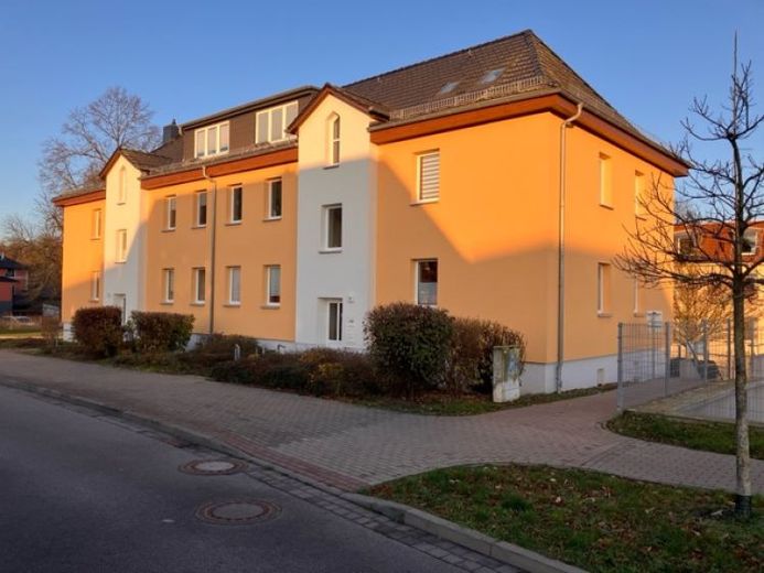 Moderne Dachgeschosswohnung in Citynähe – Foto 1