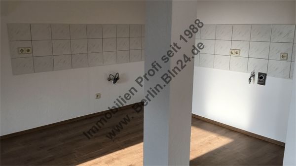 Wohnung mieten - -- Dachgeschoß Duschbad - ruhig schlafen zum Innenhof – 1-27.02.2016 157