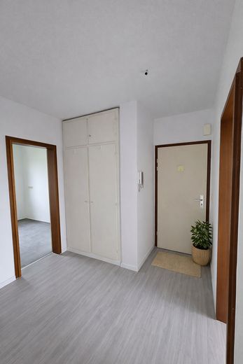 Flur mit Einbauschrank