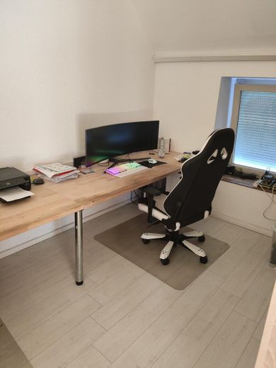 Büro EG