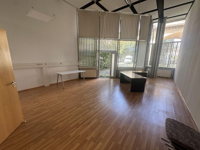 Büro + Werkstatt/Lager: 86 m² mit eigenem Eingang & 2 PKW Stellplätzen – Foto 5