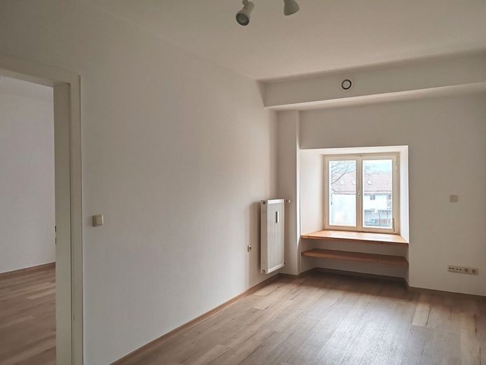 Vermietetes Wohnhaus im Klosterensemble in Gars am Inn – Sitzbereich in der Küche