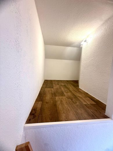 Schöne 3 Raum Maisonette in Gohlis – Kleiner Erker