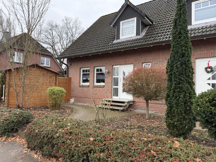 Hausansicht Haushälfte