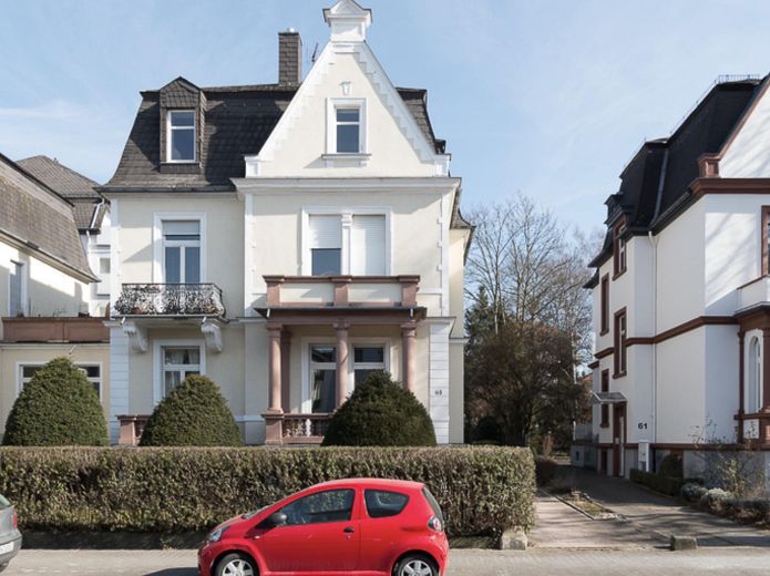 Bad Nauheim : appartement de 3 pièces dans une villa Art nouveau au calme – Photo 1