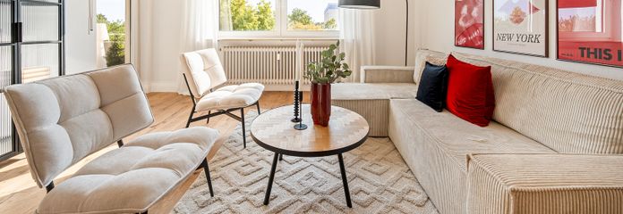 Mannheim Feudenheim'de sundurma ve garajlı rüya daire – Wohnzimmer