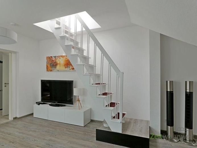 (EF0798_M) Dresda: Gruna, disponibile da subito appartamento di 3 locali arredato a nuovo con terrazza sul tetto, aria condizionata e servizi – Foto 1