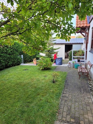 Maison individuelle modernisée avec jardin et faibles charges annexes à louer à Ilsenburg – Photo 3