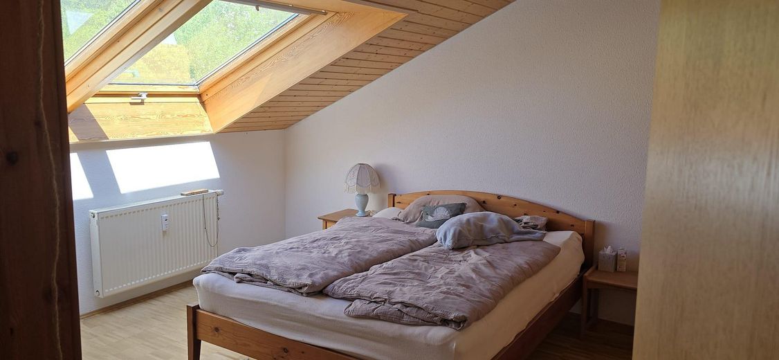 Appartamento di 2 locali all’ultimo piano a Ludwigshafen sul Lago di Costanza – Schlafzimmer