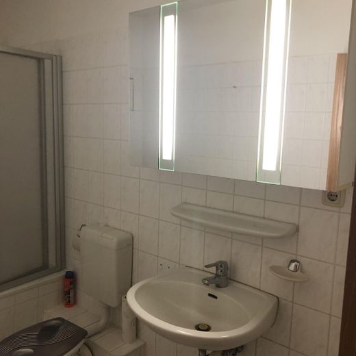 Freie Zweiraumwohnung Wismar Gartenstadt courtagefrei – Vollbad