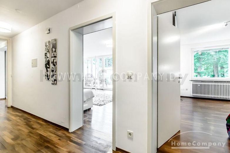 Lichtdurchflutete möblierte 5-Zimmer-Wohnung in Traumlage in Solln – 8f989e1835b10a8a4cda10b3cb146618f9d8700d.jpg