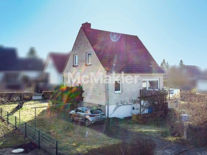 Jetzt anpacken, gestalten, einziehen – Familienhaus mit Potenzial in Samtens auf Rügen – Foto 1