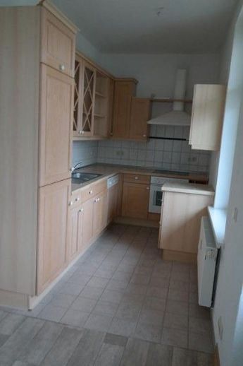 Großzügige 2-Zimmer mit neuem Laminat, Dusche und Balkon in ruhiger Lage! – SAM_2575