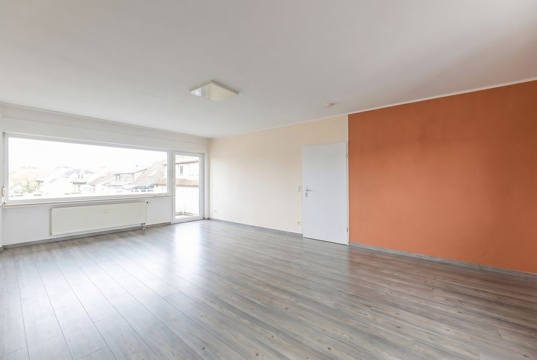 Helle 3-Zimmer Wohnung mit Küche und Balkon – Foto 4