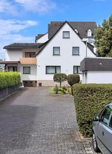 Casa bifamiliare 520000 Euro 232 mq 10 locali con terreno edificabile – Photo 1