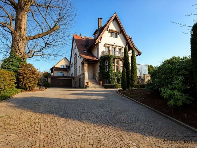 Lavorare e abitare ai massimi livelli – villa rappresentativa con vista panoramica a Oberkirch-Lautenbach – Foto 1