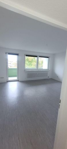 Von Privat: Wunderschöne, frisch renovierte 4 Zimmer Wohnung in Steinau – Foto 1