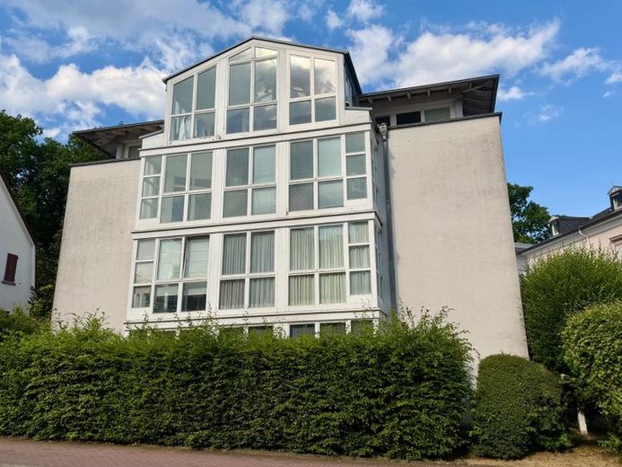 Charmante woning in de Taunus - 2-kamerappartement met serre – Photo 1