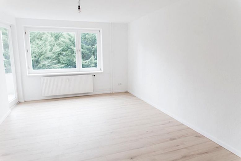 3 Zimmer in Hannover-Mittelfeld – Wohnzimmer