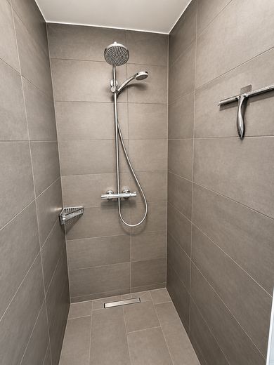 Moderne Doppelhaushälfte in Postau – 137 m² mit Garten, Terrasse & Garage – Foto 20