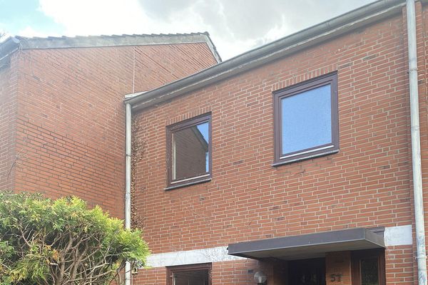 Casa a schiera centrale a Norderstedt con giardino e garage!