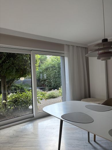 Moderne Doppelhaushälfte in Hemmingen – Esszimmer