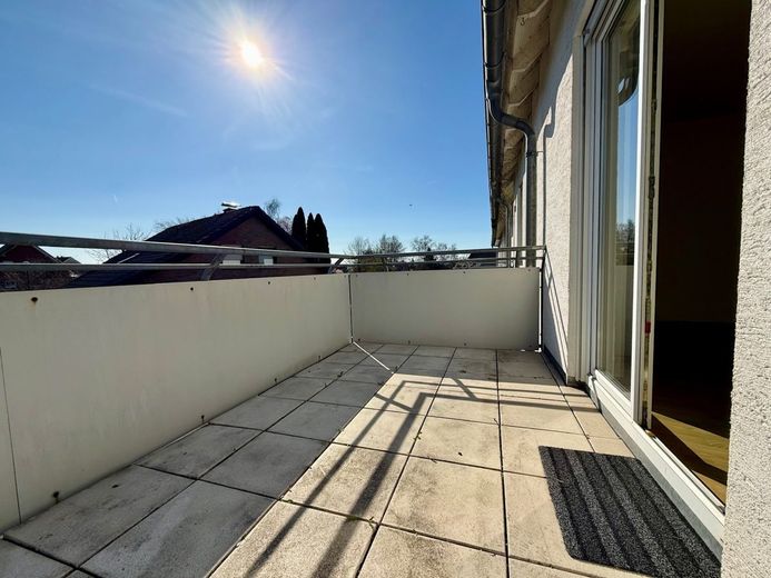 Fröndenberg-Ardey: Eigentumswohnung mit Balkon und Stellplatz zum Selberwohnen oder als Renditeobjekt! – Balkon