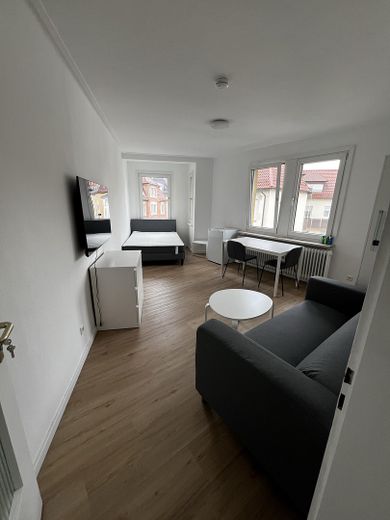 Neu renovierte 3 er WG in Stuttgart Ost 3.OG rechts – WG Zimmer 1
