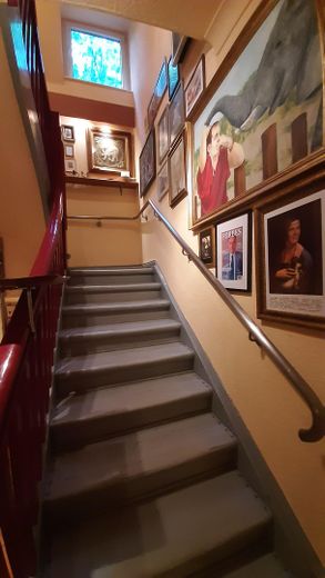 22 Treppe vom Erdgeschoss 