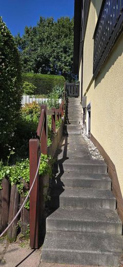 Treppenaufgang zum EG