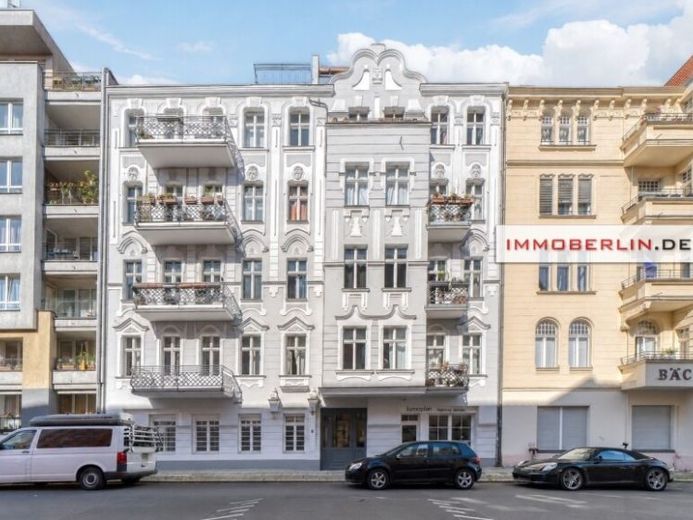 IMMOBERLIN.DE - Stilvolle Stuck-Altbauwohnung in ruhiger Lage – Foto 1