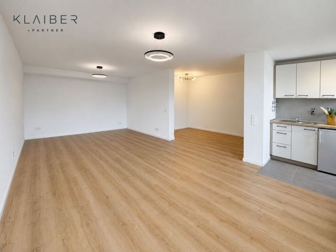 ***Kapitalanleger aufgepasst: frisch saniert – bis ca. 5,3 % Rendite | Balkon & Stellplatz*** – Foto 1