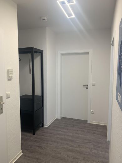 Flur Richtung Wohnzimmer