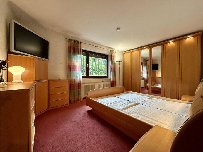 Zimmer I EG