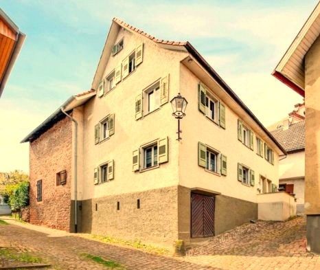 Historisches Stadthaus mit Gartenidylle und separater Ferien-Wohnung in Ettenheim – Hausansicht