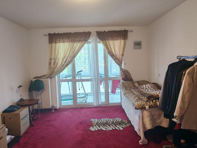 Großzügige 3-Zimmer Wohnung im 1. OG in Speyer zu vermieten – Schlafzimmer