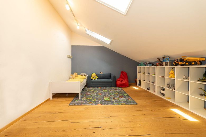 Provisionsfrei: 261 m² Doppelhaushälfte mit Loft-Charakter, Doppelgarage und Südwest-Terrasse – Foto 12