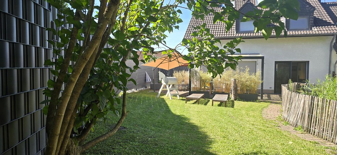 Garten Blick auf das Haus