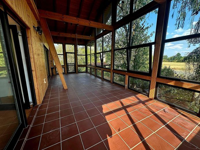 Wohnensemble aus zwei verbundenen Hausteilen – 244 m² Wohnfläche, Wintergarten & Sauna – Wintergarten innen