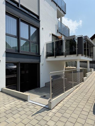 Exklusives Wohnen im Herzen von Hilzingen – Foto 2
