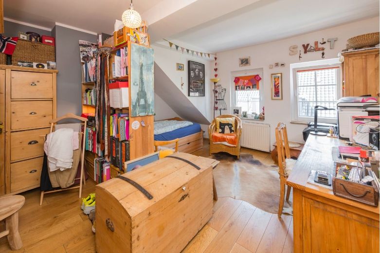 Top wohlfühl DG ETW Wohnung mit Stellplatz nahe der Fußgängerzone Dortmund-Hombruch – Schlafzimmer 2 gesamt