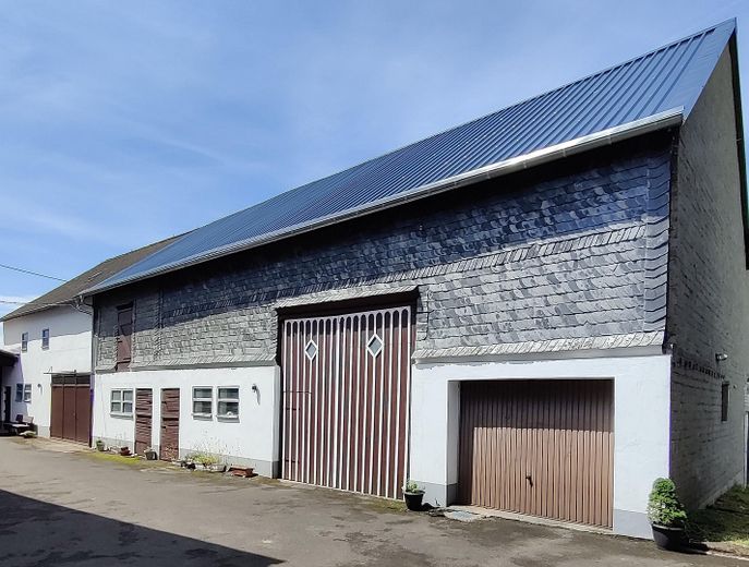 Ehemaliger Bauernhof - 2 Wohnhäuser u. Wirtschaftsgebäude auf großem Grundstück – Wirtschaftsgebäude B1